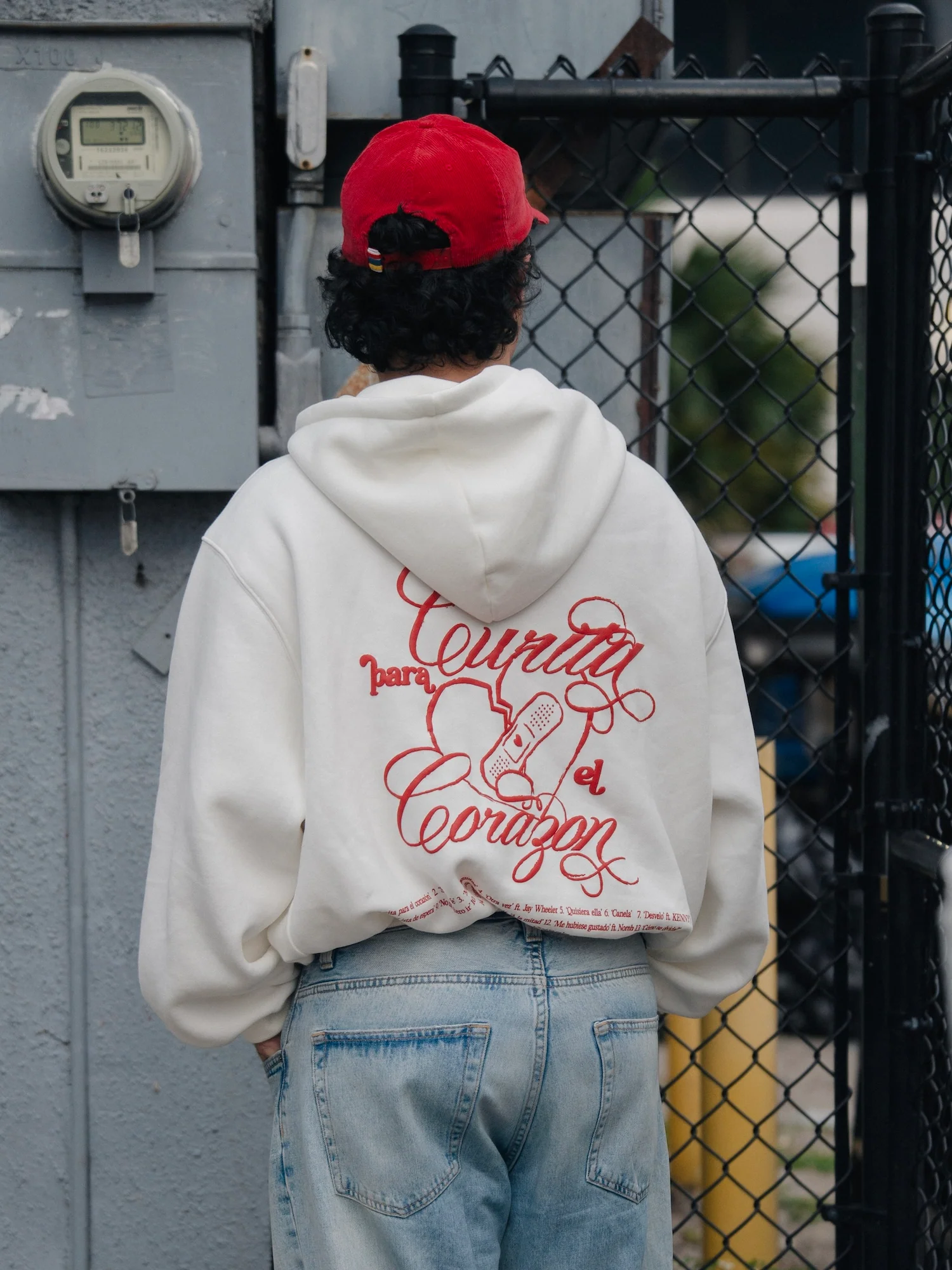 Curita Para El Corazon Hoodie (White) 5 Curita Para El Corazon Hoodie (White)